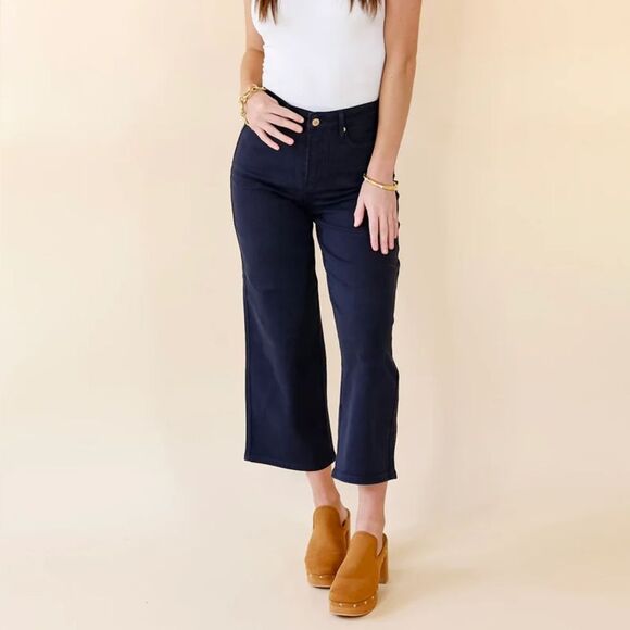 Judy Blue Women's Wide Leg Tummy Control Crops Jeans  NWT  |  Size:  5/27 - Picture 1 of 16